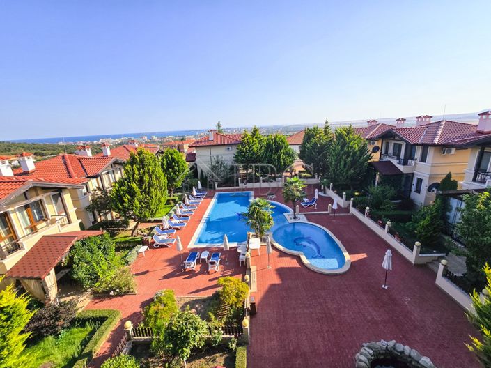 Image No.8-2 Bed House for sale