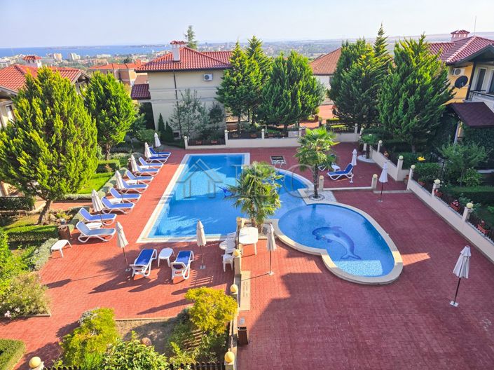 Image No.9-2 Bed House for sale