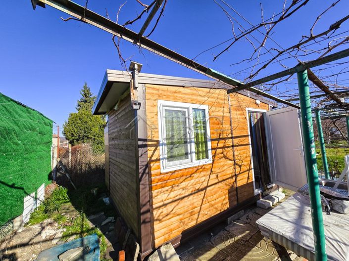 Image No.10-1 Bed House for sale