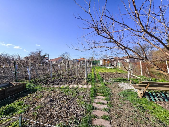 Image No.17-1 Bed House for sale