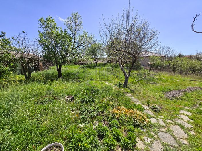 Image No.12-2 Bed House for sale