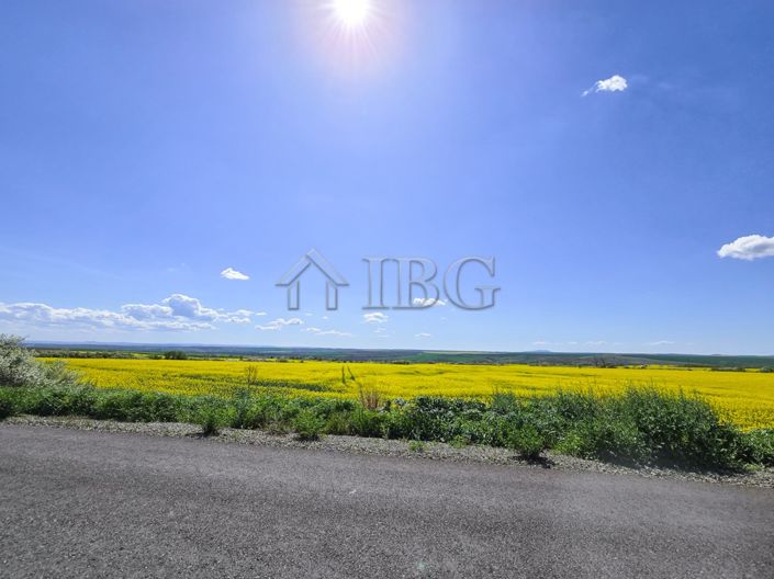 Image No.13-2 Bed House for sale