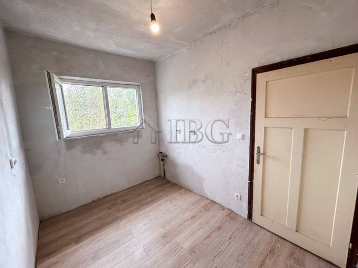 Image No.3-2 Bed House for sale