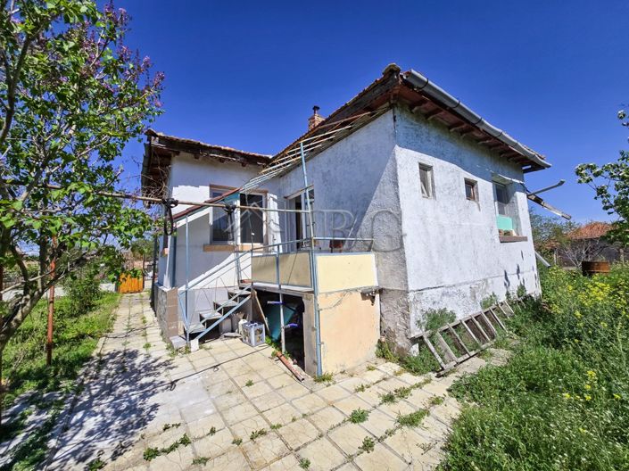 Image No.9-2 Bed House for sale