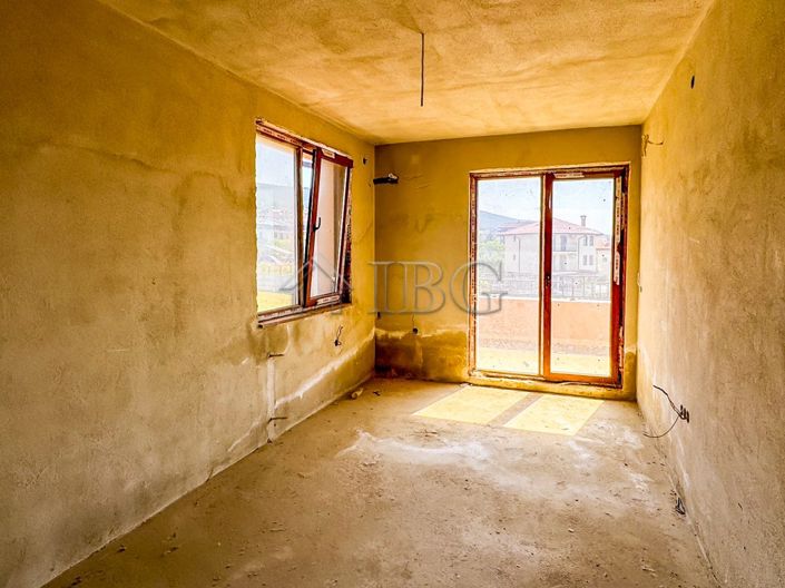 Image No.19-3 Bed House for sale