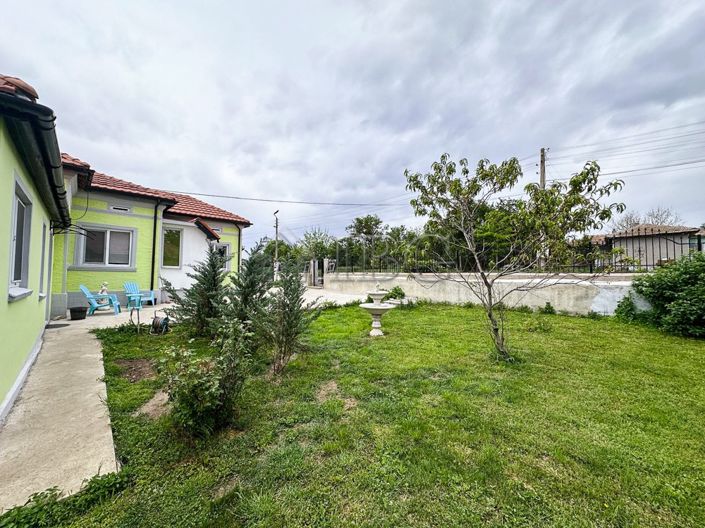 Image No.11-Maison de 3 chambres à vendre à Bulgarie