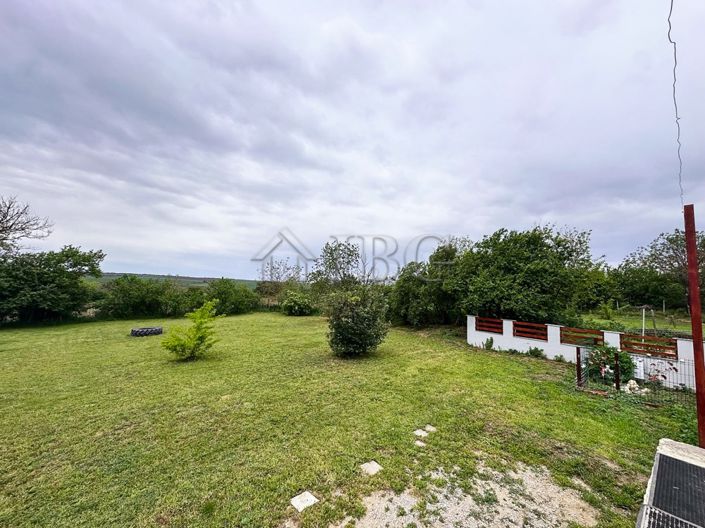 Image No.8-Maison de 3 chambres à vendre à Bulgarie