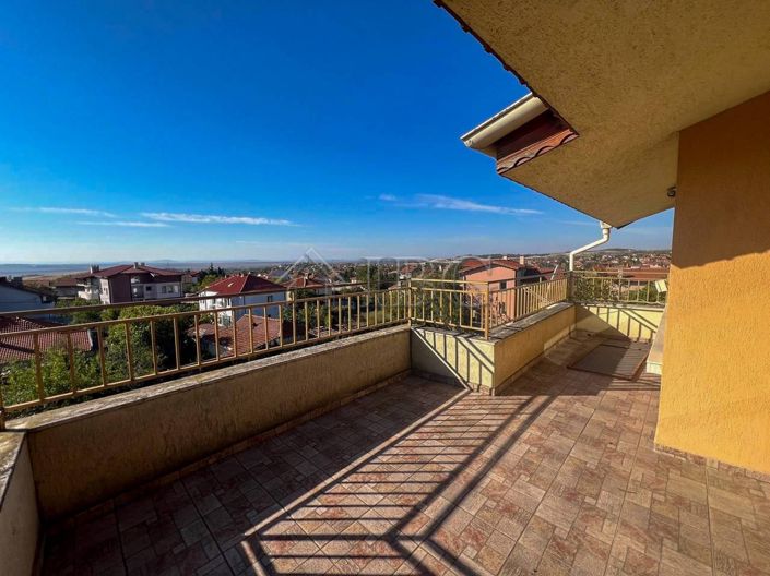 Image No.4-Maison de 4 chambres à vendre à Burgas