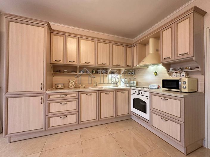 Image No.17-2 Bed Apartment for sale