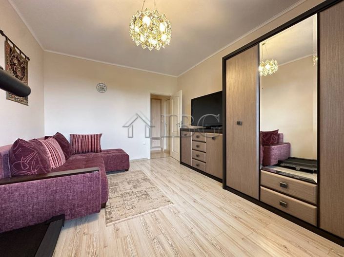 Image No.20-2 Bed Apartment for sale