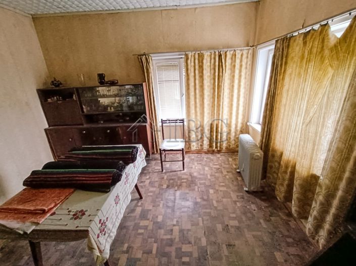 Image No.14-3 Bed House for sale