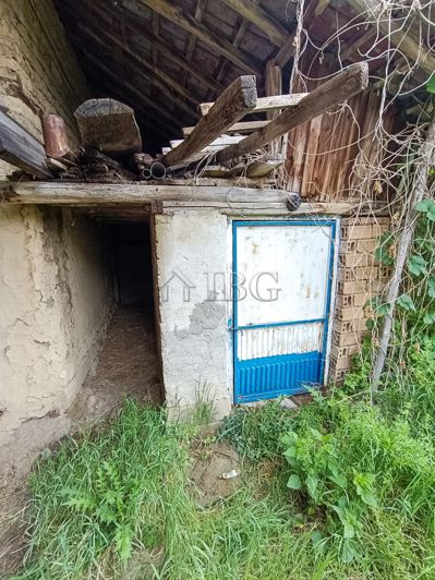 Image No.18-3 Bed House for sale