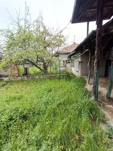 Image No.19-3 Bed House for sale