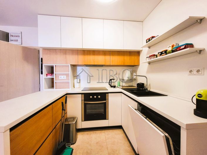 Image No.2-Appartement de 2 chambres à vendre à Burgas