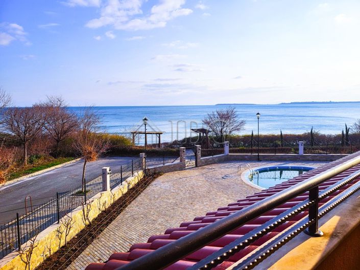 Image No.3-Appartement de 2 chambres à vendre à Burgas