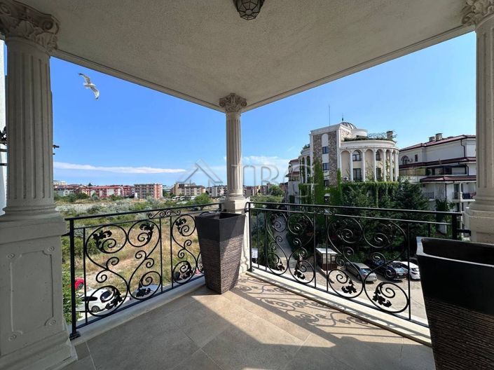 Image No.11-2 Bed Apartment for sale