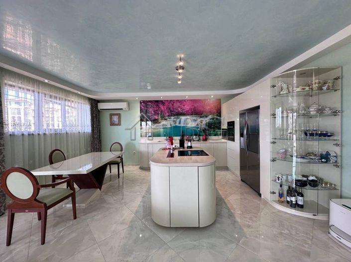 Image No.17-2 Bed Apartment for sale