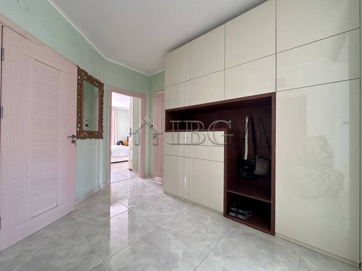 Image No.18-2 Bed Apartment for sale