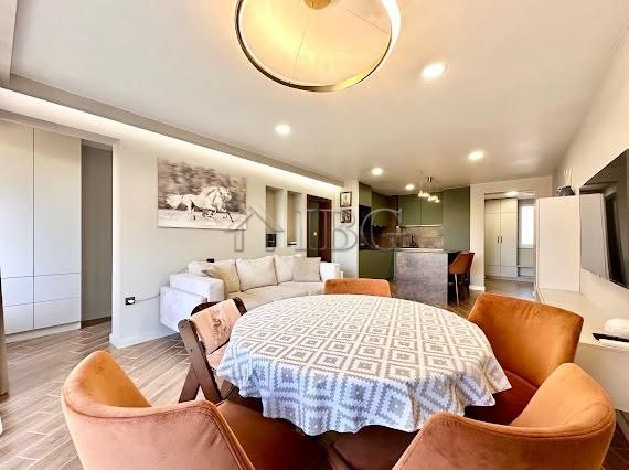 Image No.10-2 Bed Apartment for sale