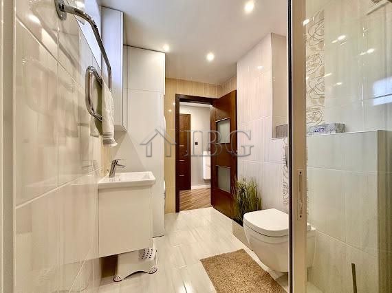 Image No.20-2 Bed Apartment for sale