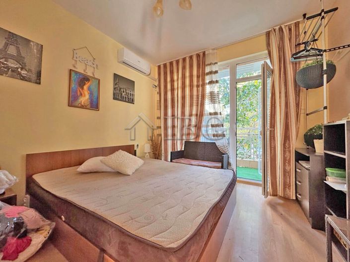 Image No.3-Appartement de 2 chambres à vendre à Burgas