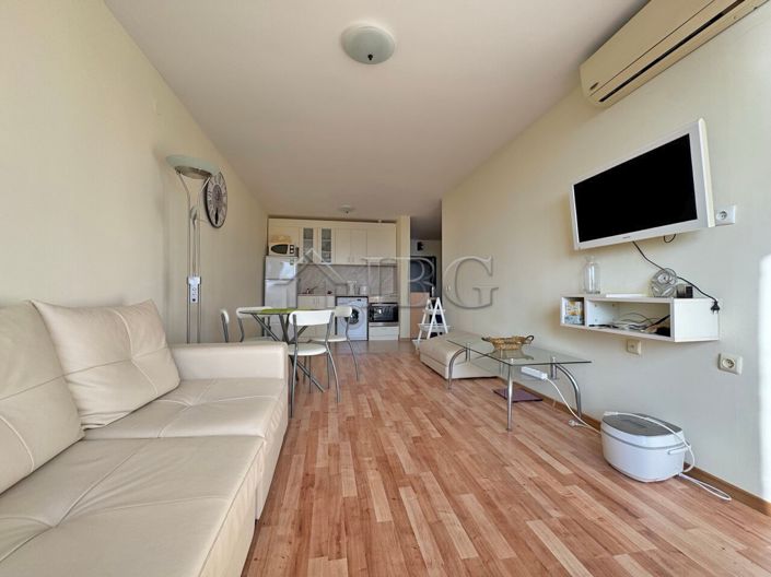 Image No.12-Appartement de 2 chambres à vendre à Burgas