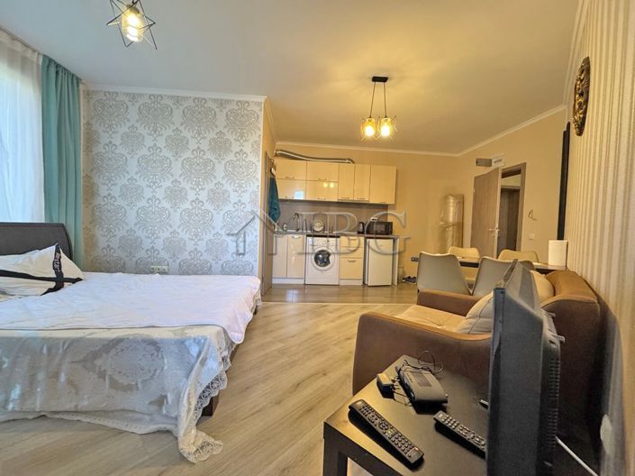 Image No.6-Apartment for sale