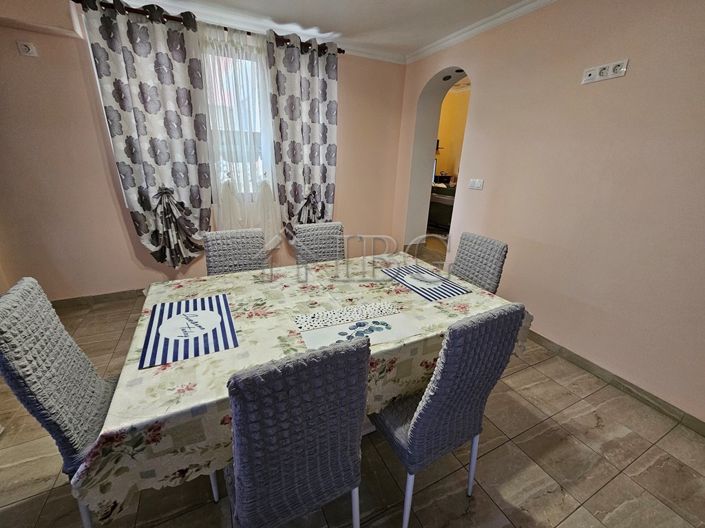 Image No.12-9 Bed Hotel for sale