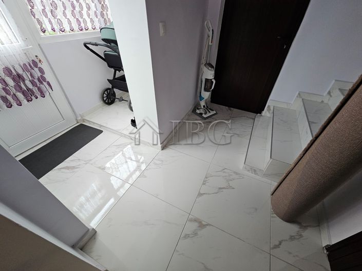 Image No.8-9 Bed Hotel for sale