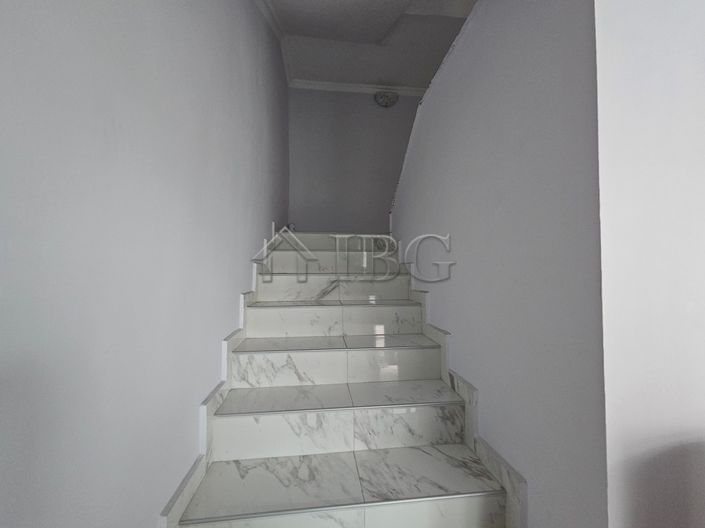 Image No.9-9 Bed Hotel for sale