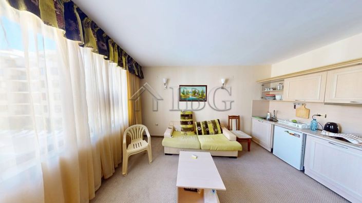 Image No.2-Appartement de 2 chambres à vendre à Burgas