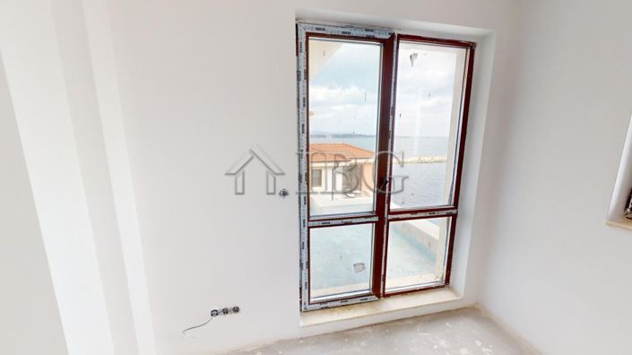 Image No.18-2 Bed Apartment for sale