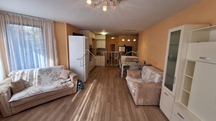 Image No.3-Appartement de 2 chambres à vendre à Burgas