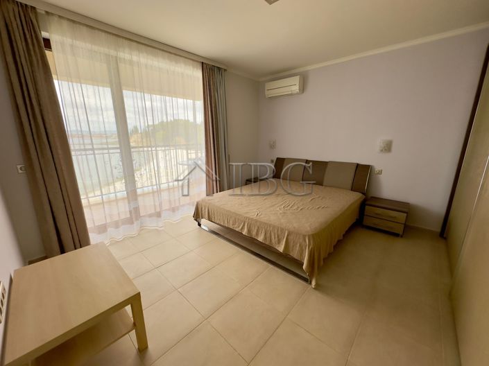 Image No.20-2 Bed Apartment for sale