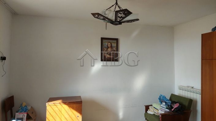 Image No.9-4 Bed House for sale