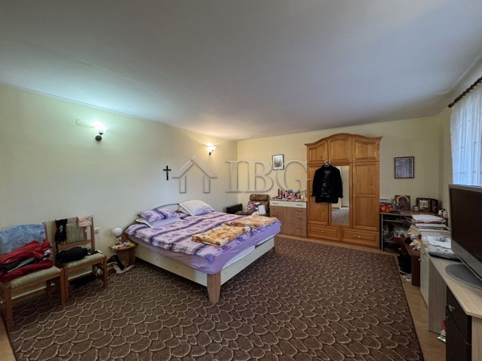 Image No.11-5 Bed Hotel for sale