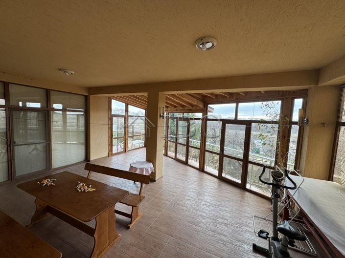 Image No.2-5 Bed Hotel for sale