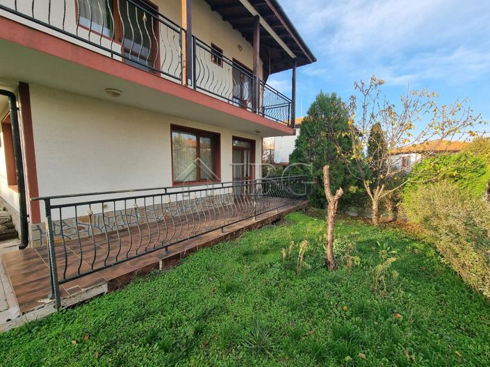 Image No.13-2 Bed House for sale