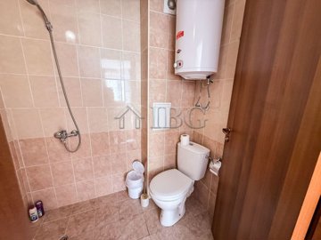 studio-sunny-day-6-studio-23