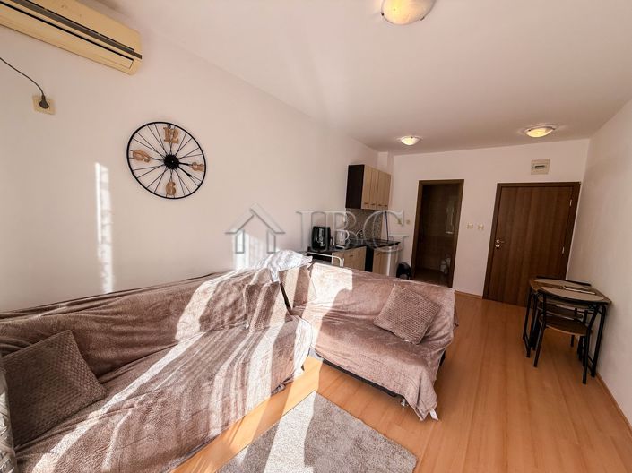 Image No.8-Apartment for sale