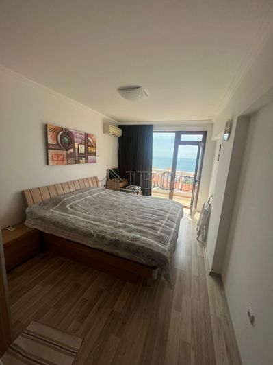 Image No.2-Appartement de 3 chambres à vendre à Burgas