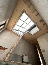 d3adac837934a183cbac66de221bd6c1