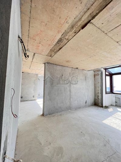 Image No.18-3 Bed Apartment for sale