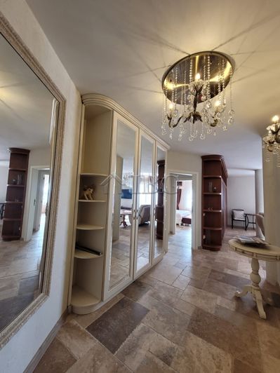 Image No.10-4 Bed Apartment for sale