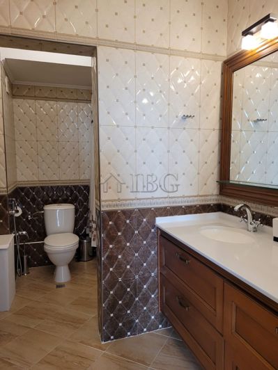 Image No.19-4 Bed Apartment for sale