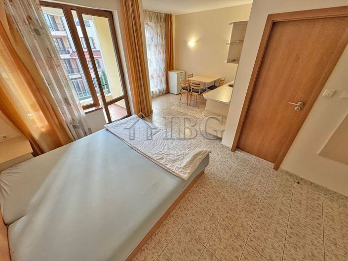 Image No.8-Apartment for sale