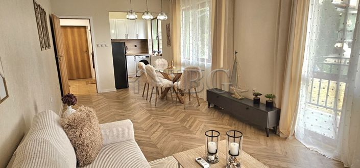 Image No.2-Appartement de 2 chambres à vendre à Burgas