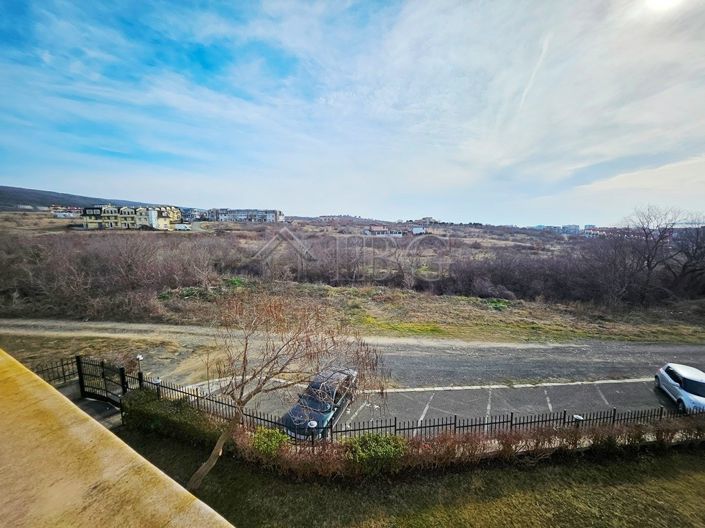 Image No.6-Apartment for sale