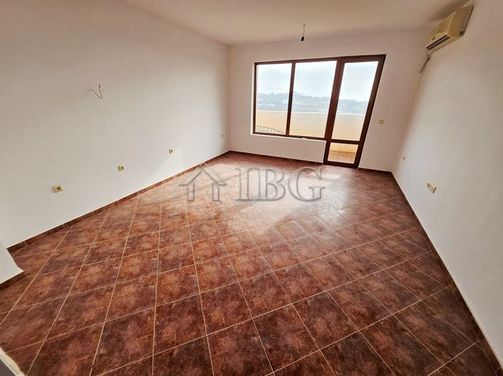 Image No.7-Apartment for sale