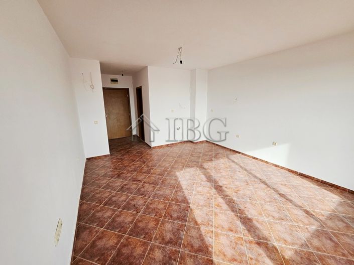 Image No.9-Apartment for sale